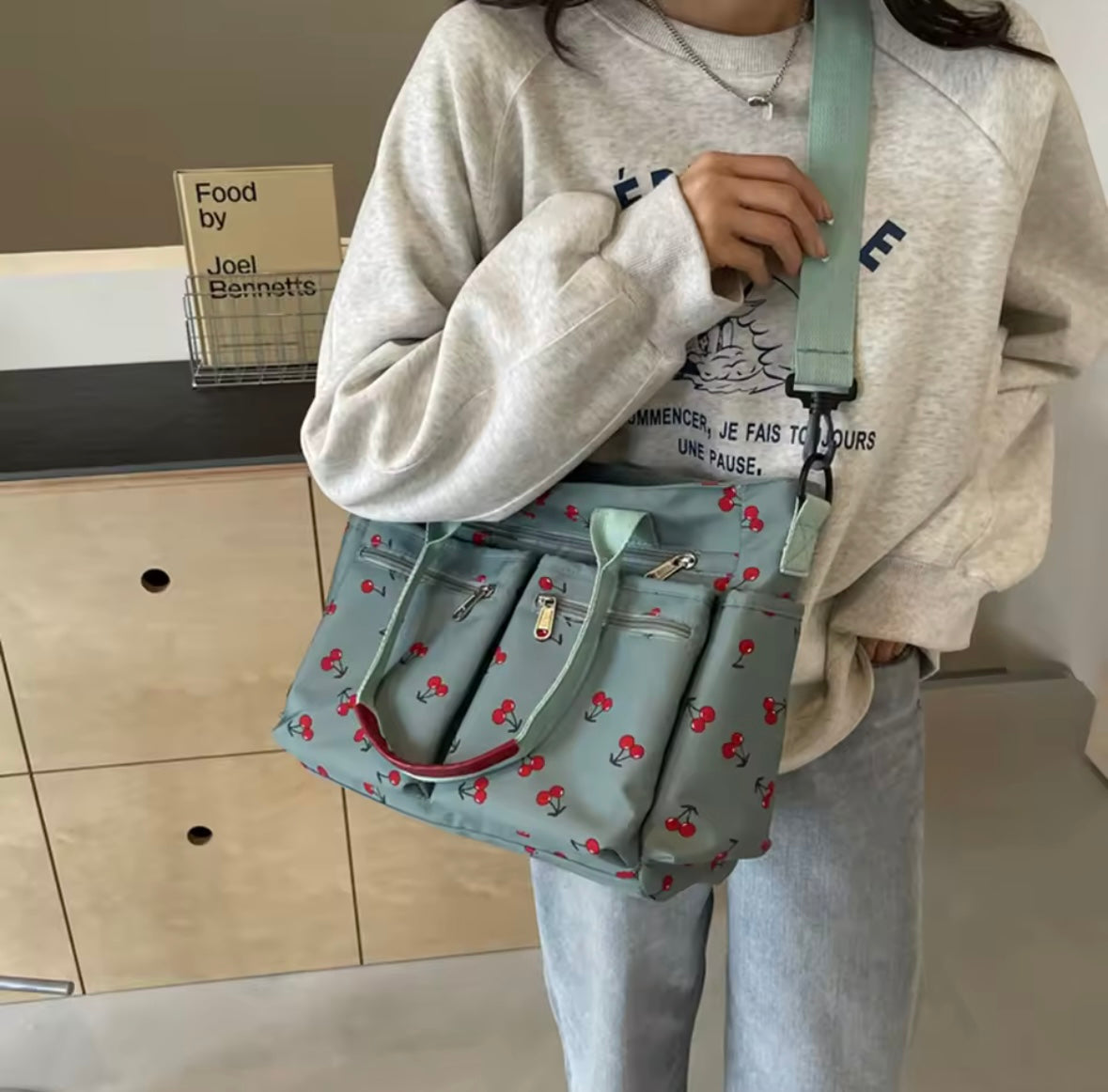 Cherry Shopper